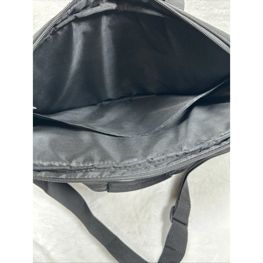 Targus Laptop Messenger Bag Black CVR20101-01 With Strap for 15” Laptop